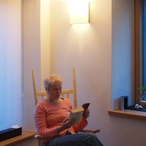 contemporary low energy wall lamp
